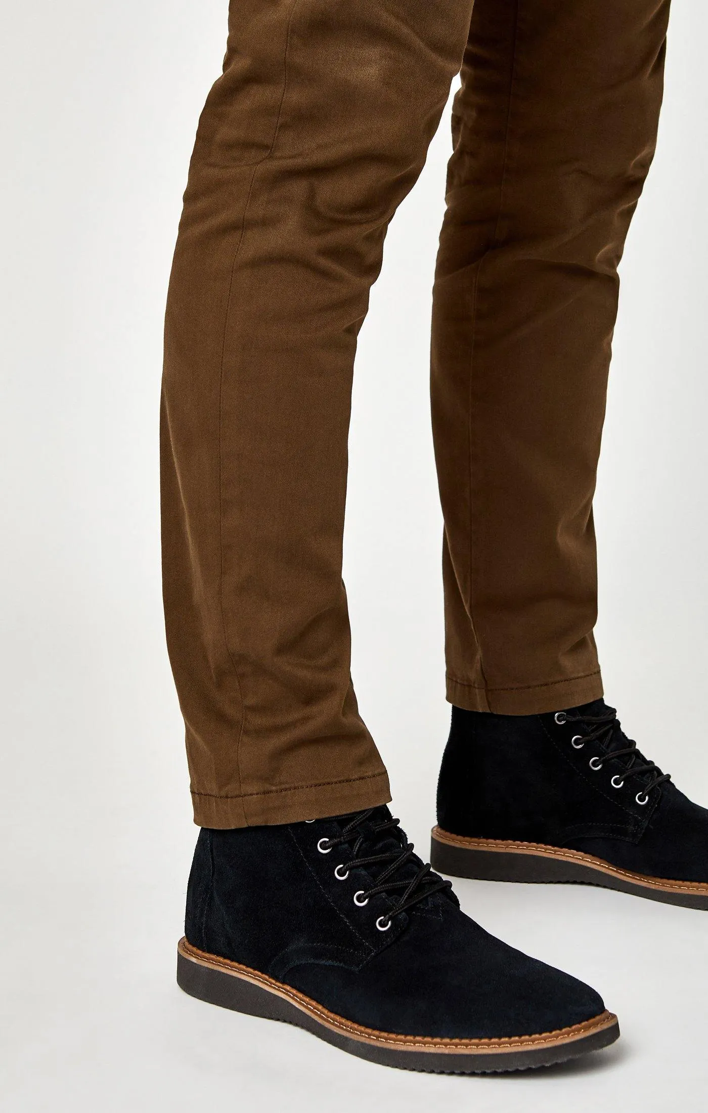 JOHNNY SLIM CHINO IN BROWN TWILL