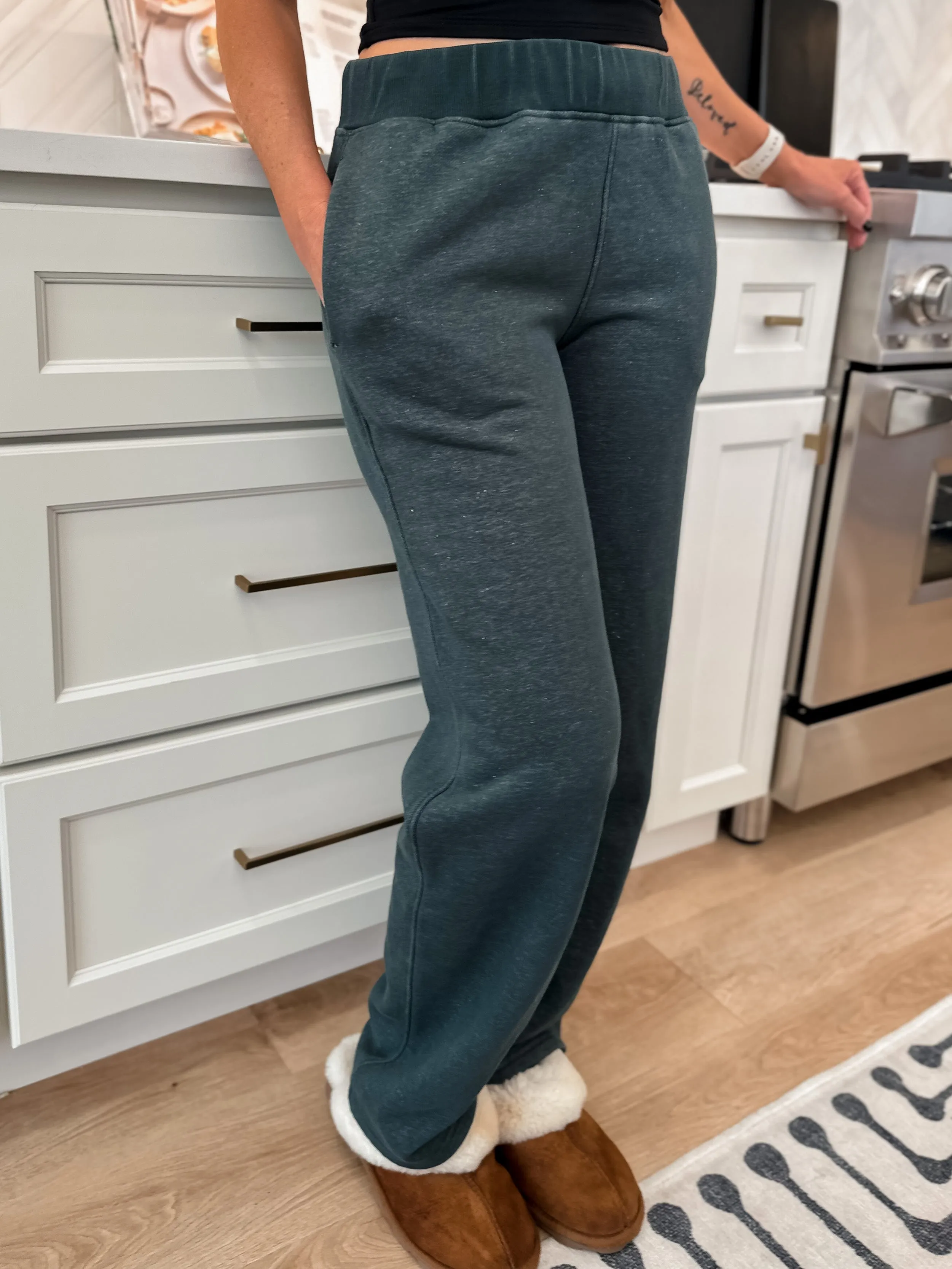 Straight Leg Fleece Lounge Pants